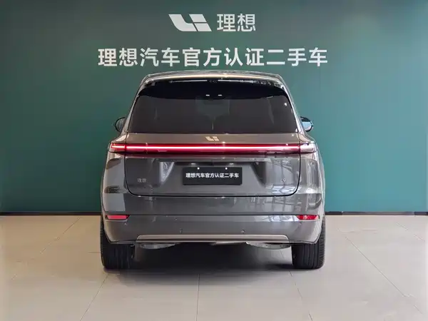 Li Auto L9 2025