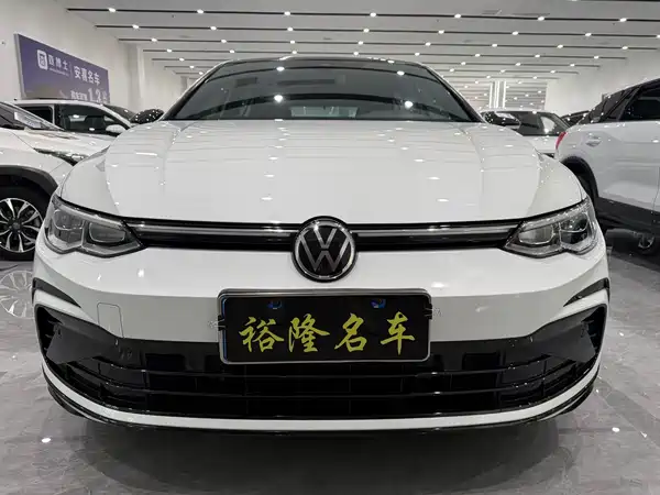 Volkswagen Golf 2022