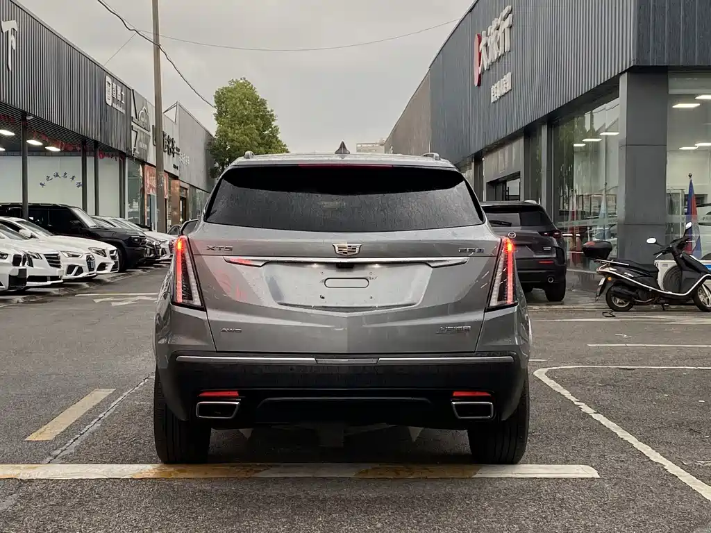 Cadillac XT5 2024