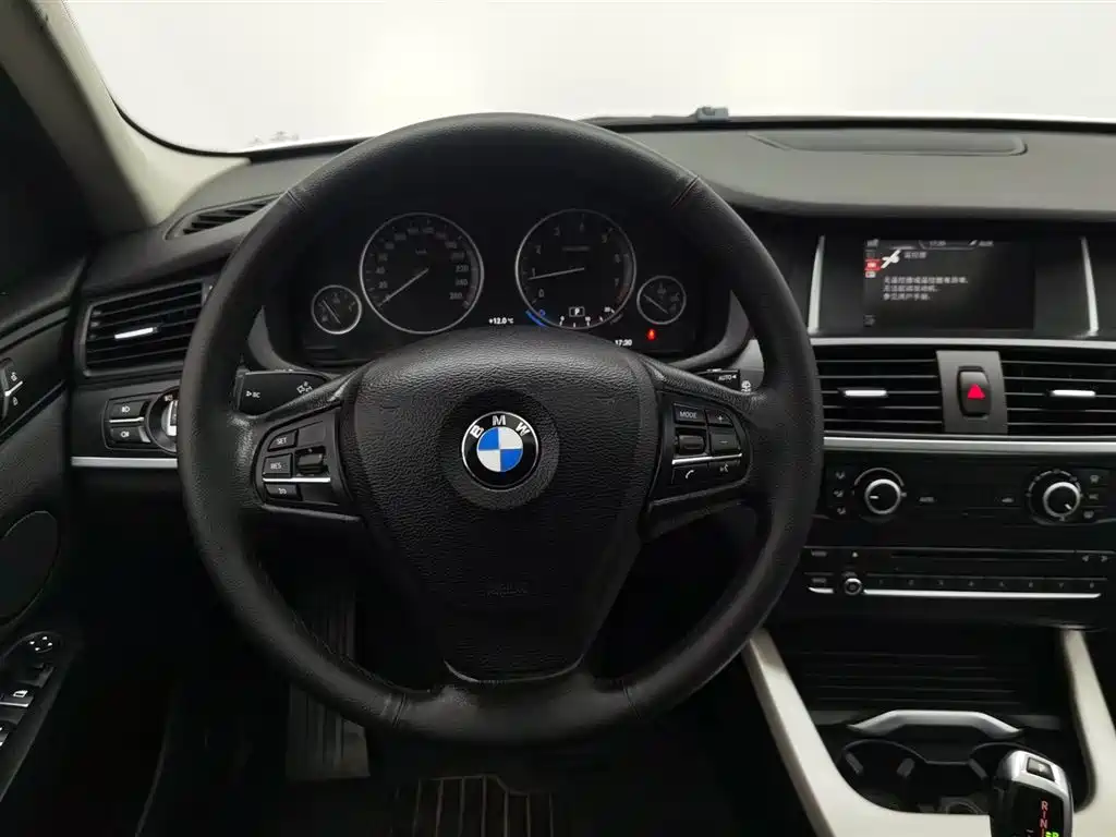 BMW X3 2017 — фото 11