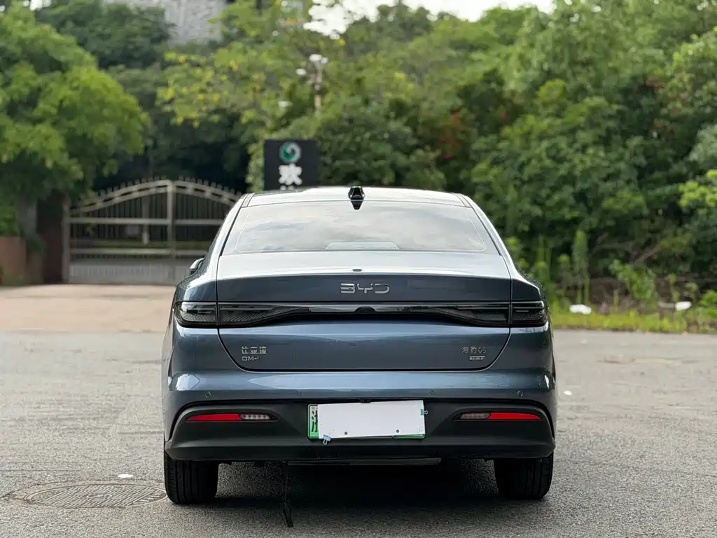 BYD Seal 05 DM-i 2025 — фото 5