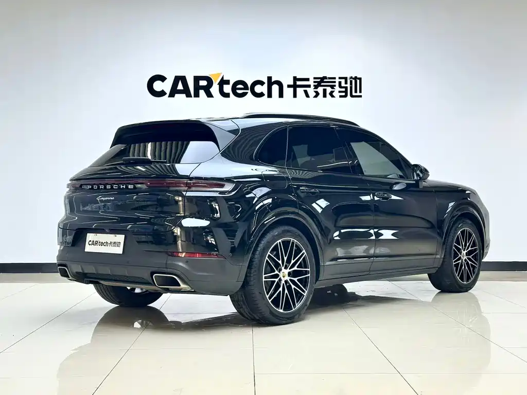 Porsche Cayenne 2024