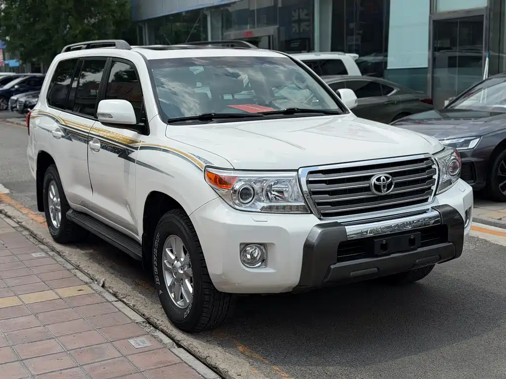 Toyota Land Cruiser 2016