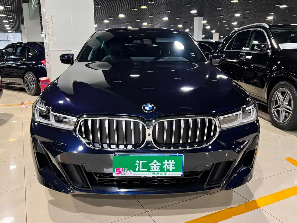 BMW 6 Series GT 2024 — фото 1