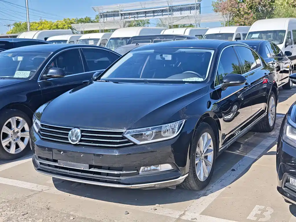 Volkswagen Magotan 2017 — фото 1