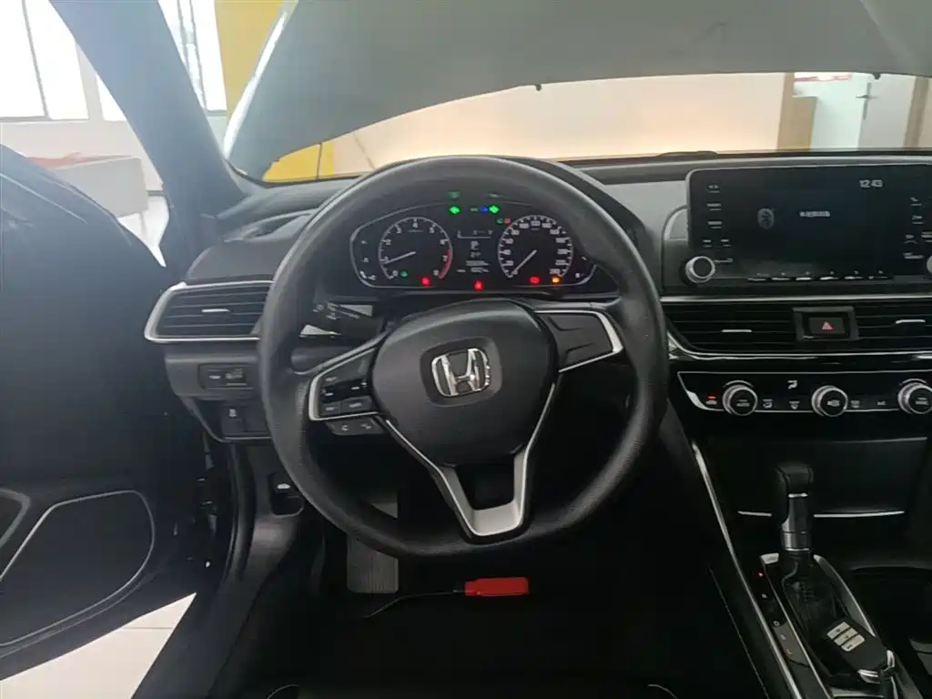 Honda Inspire 2023 — фото 11