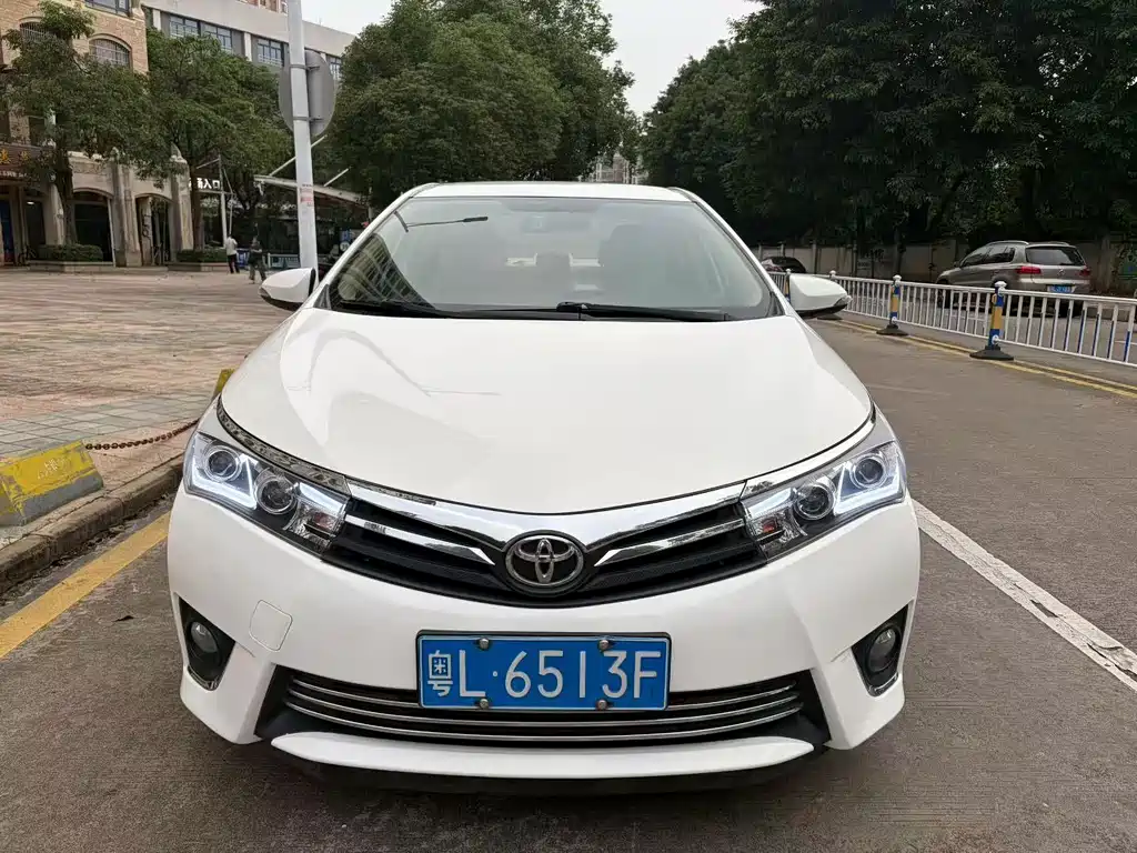 Toyota Corolla 2017 — фото 2