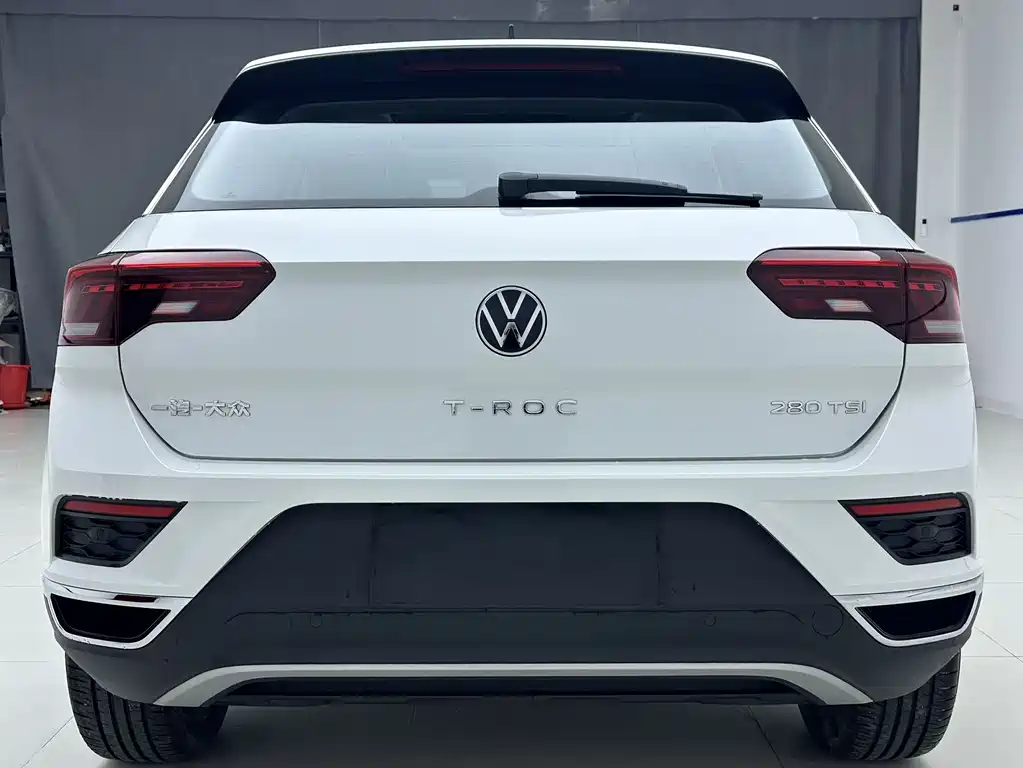 Volkswagen T-Roc 2023