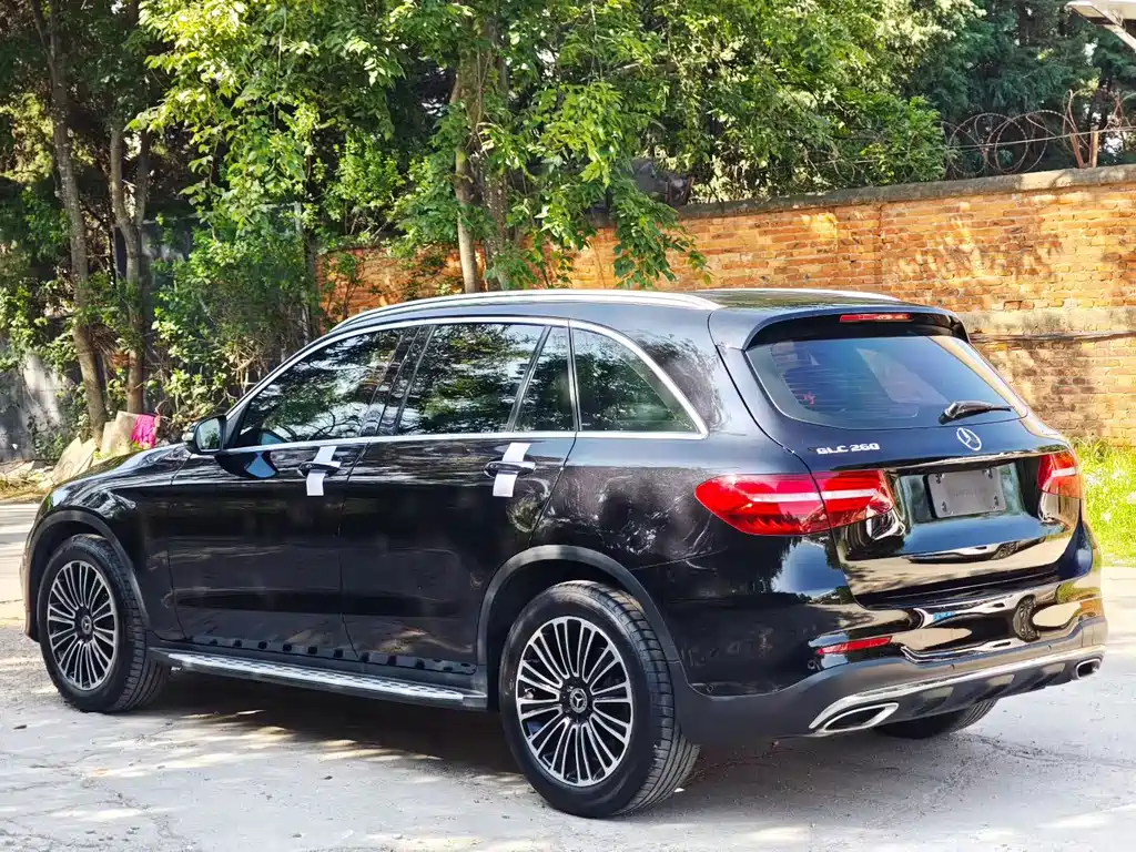 Mercedes-Benz GLC 2018 — фото 9