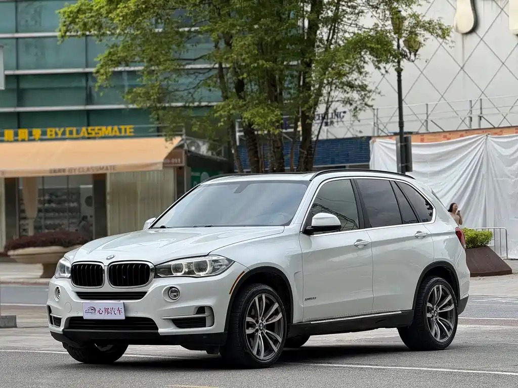 BMW X5 2015 — фото 1