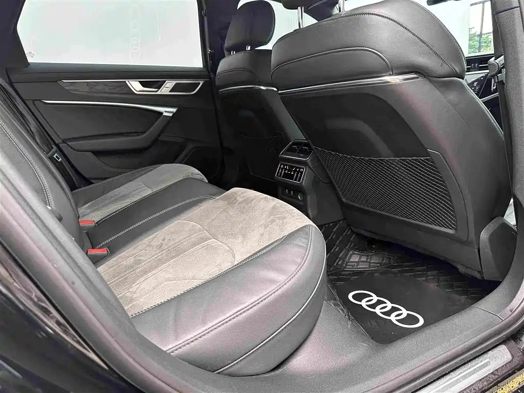 Audi A6L 2024