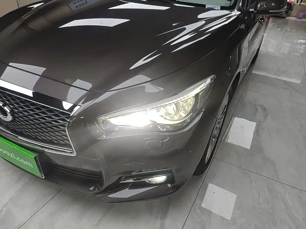 Infiniti Q50L 2017 — фото 24