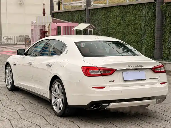 Maserati Quattroporte 2017