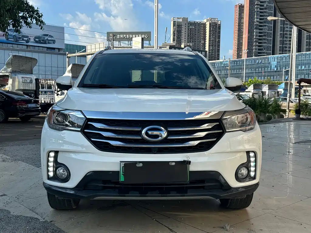 GAC Trumpchi GS4 New Energy 2018 — фото 2