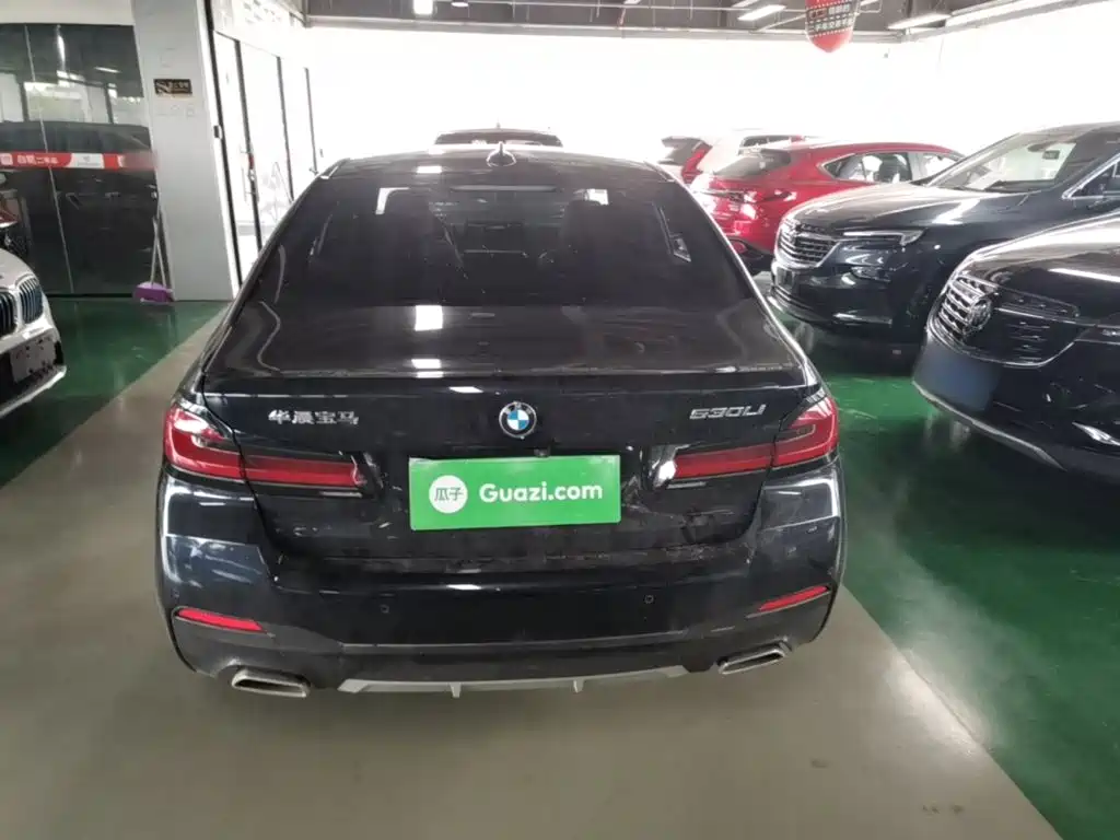 BMW 5 Series 2023