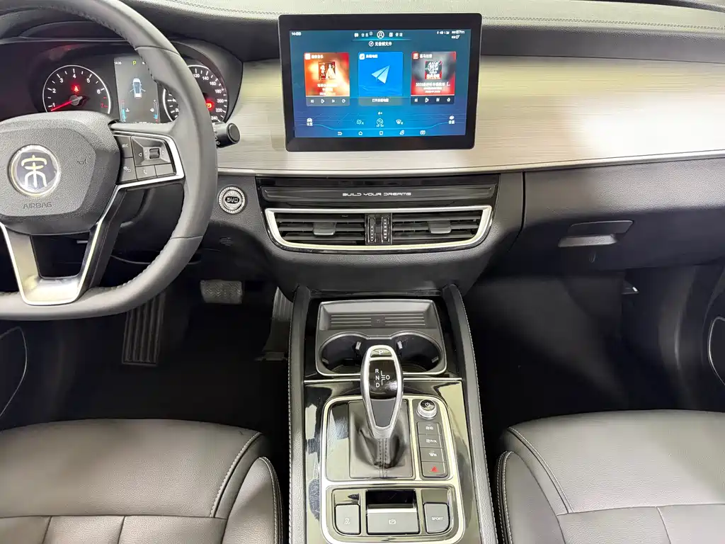 BYD MAX 2022 — фото 13