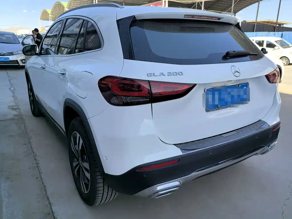 Mercedes-Benz GLA 2021 — фото 4