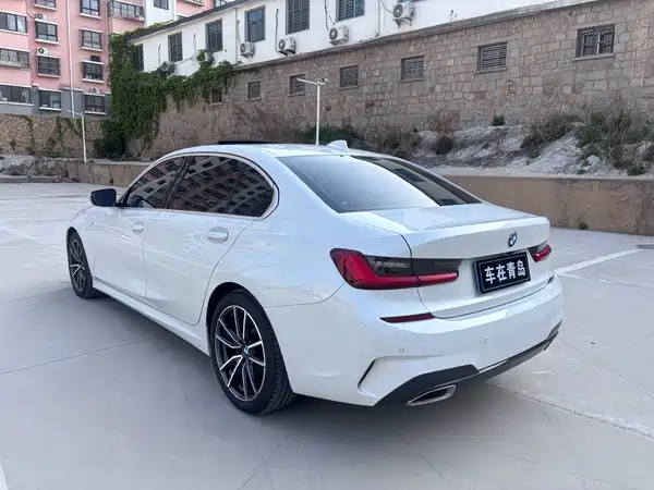 BMW 3 Series 2021