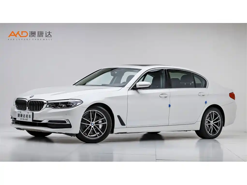 BMW 5 Series 2020 — фото 1