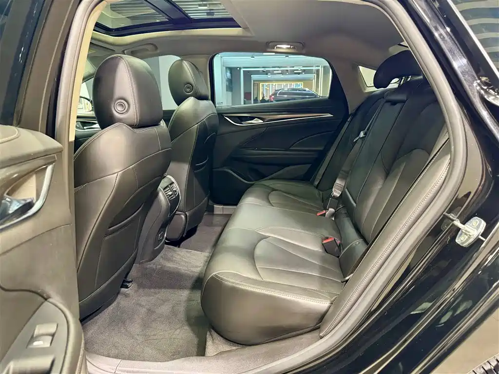 Buick LaCrosse 2021 — фото 19