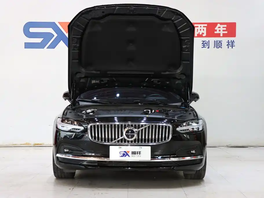 Volvo S90 2021 — фото 19