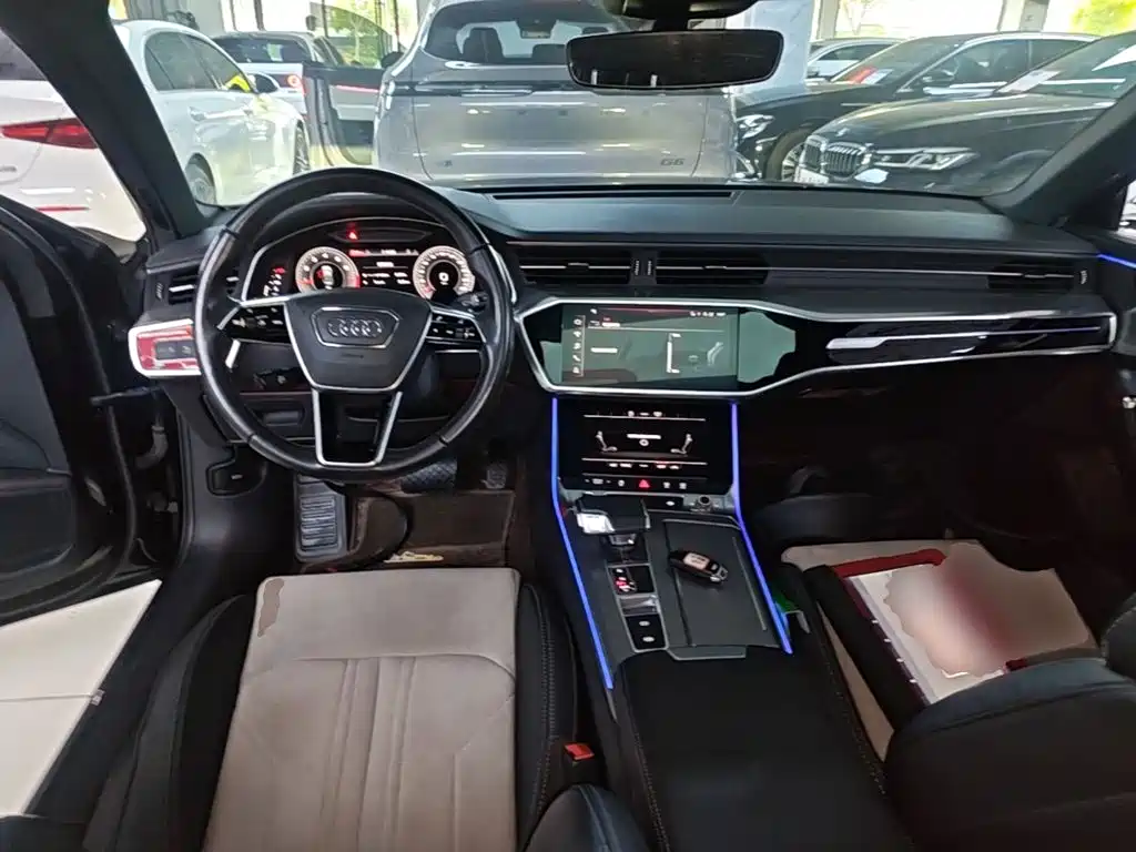 Audi A6L 2021