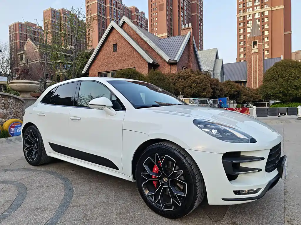 Porsche Macan 2015 — фото 3