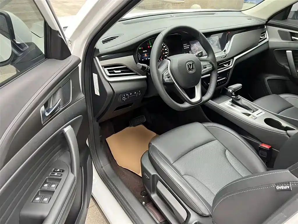 Changan CS35PLUS 2020 — фото 16
