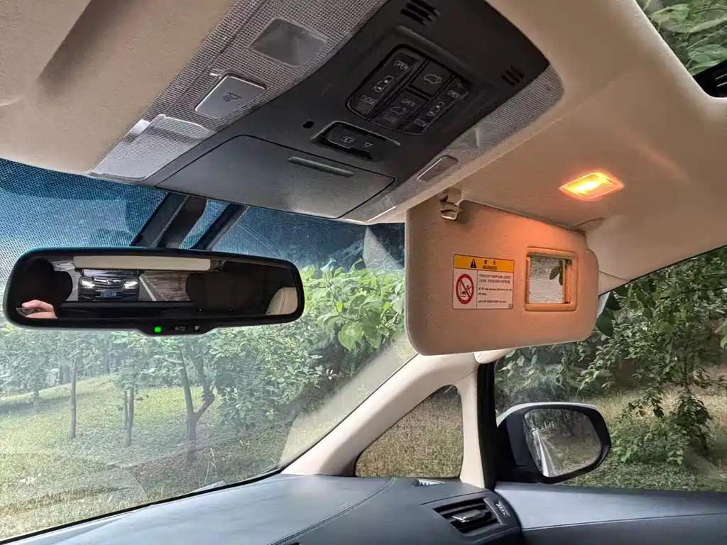Toyota Alphard 2015 — фото 14