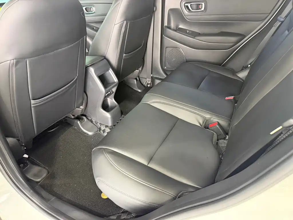Honda Vezel 2023 — фото 13