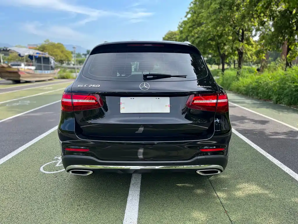 Mercedes-Benz GLC 2018 — фото 17