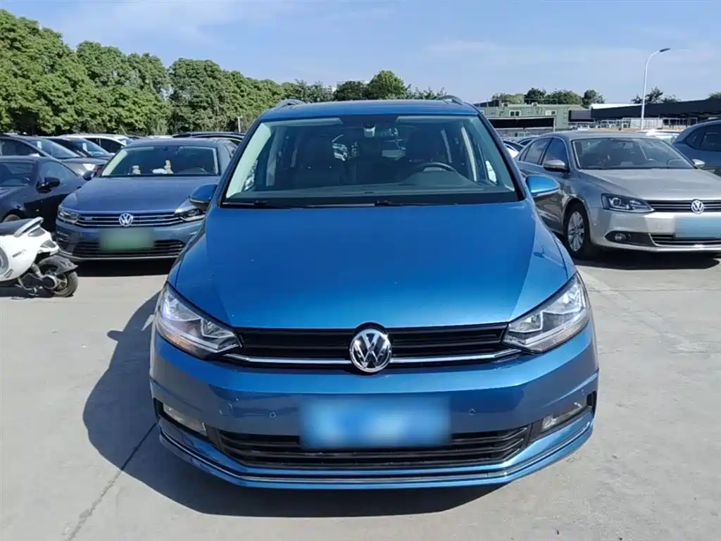 Volkswagen Touran 2019 — фото 3