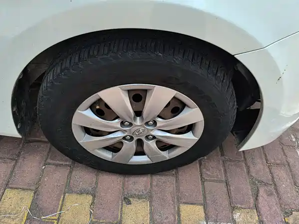 Hyundai Accent 2014