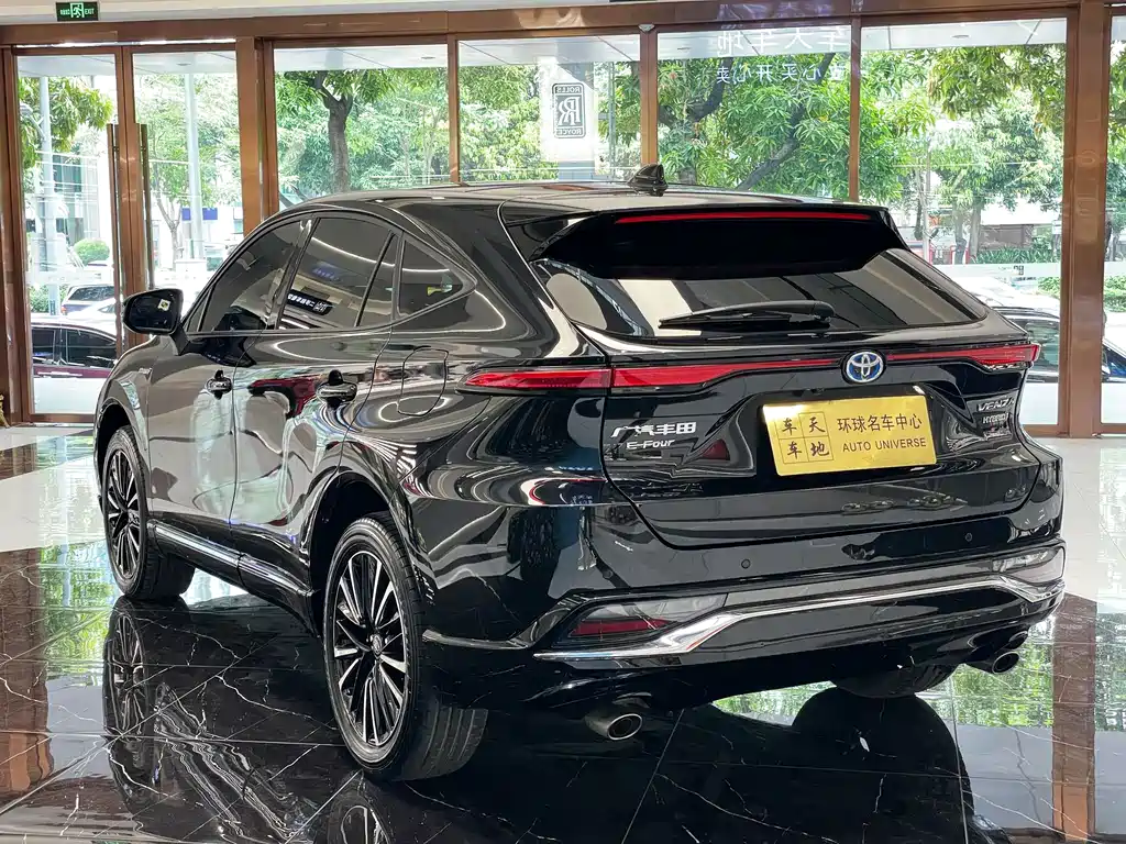 Toyota Venza 2023
