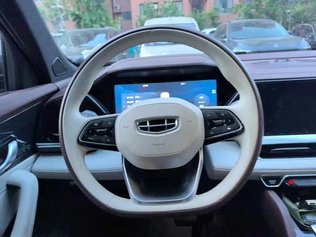 Geely Xingyue L 2022