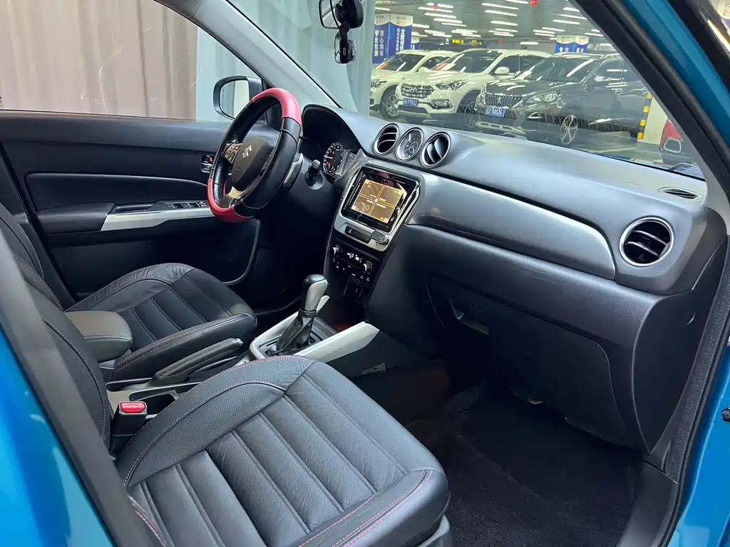 Suzuki Vitara 2017 — фото 11