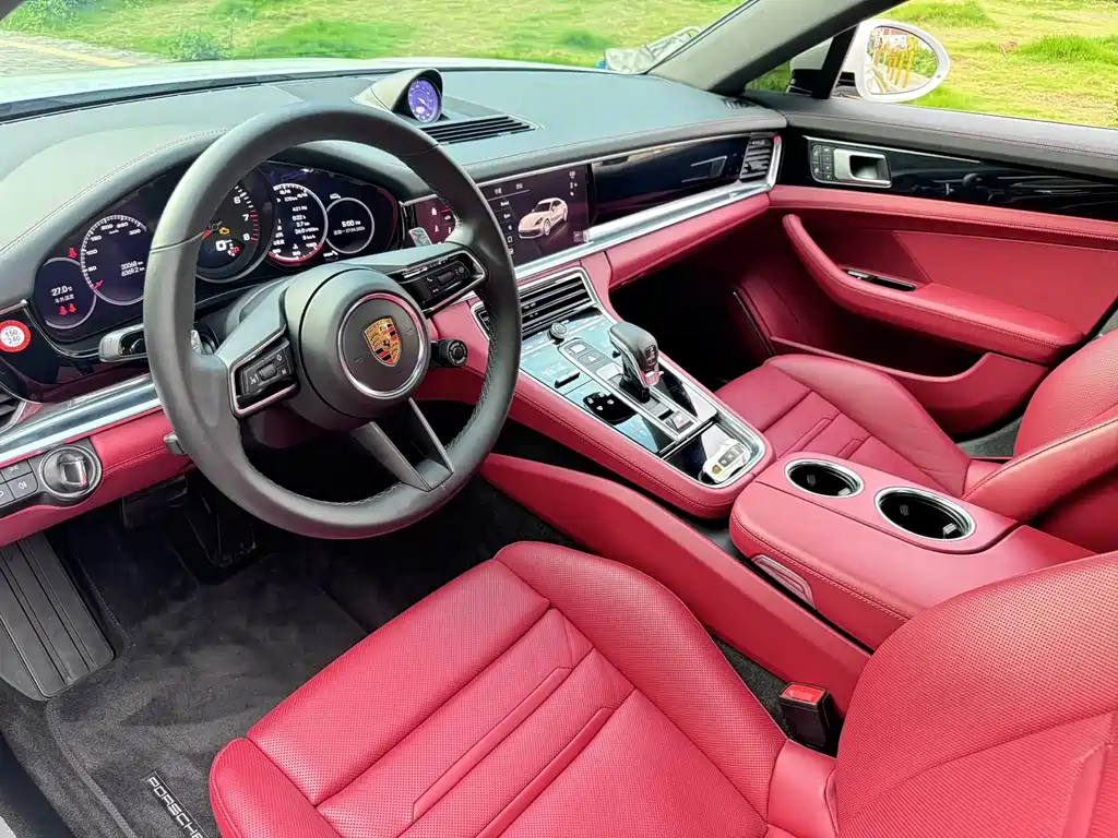Porsche Panamera 2022