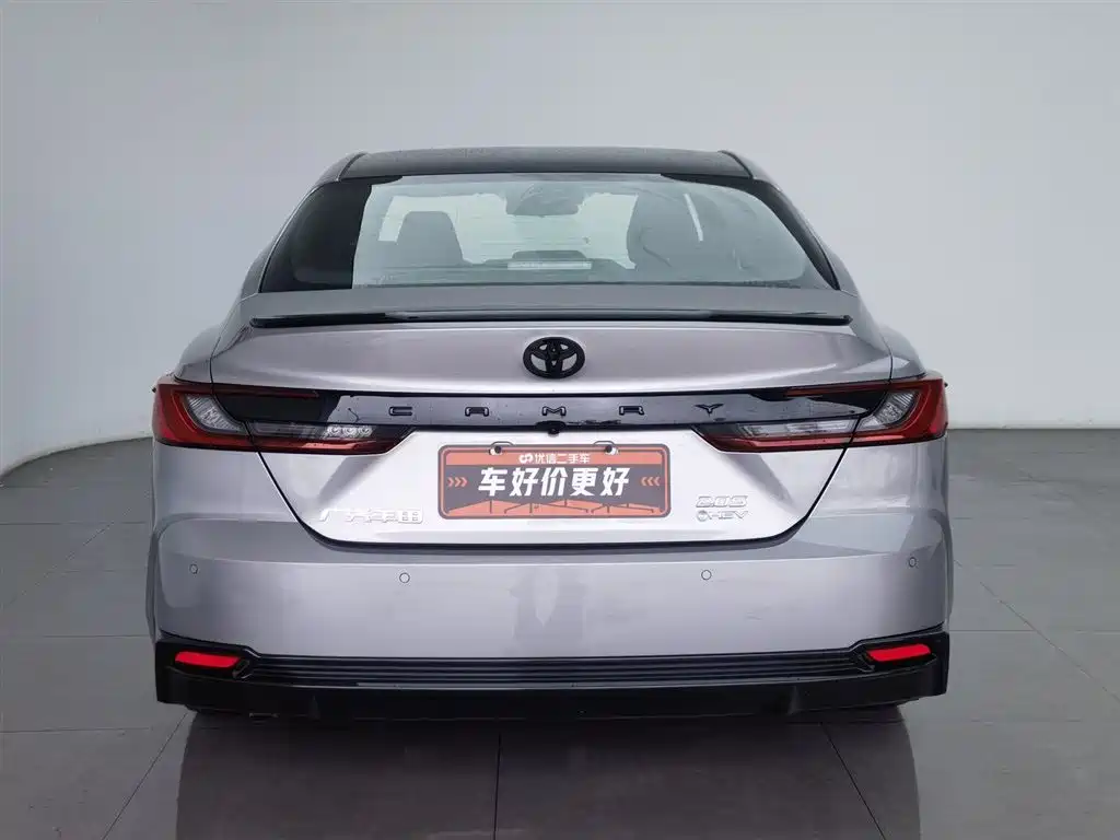 Toyota Camry 2024