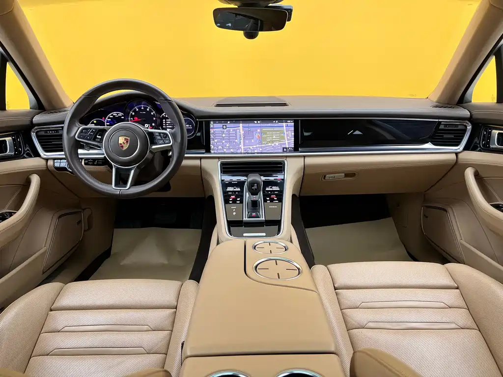 Porsche Panamera 2019 — фото 14