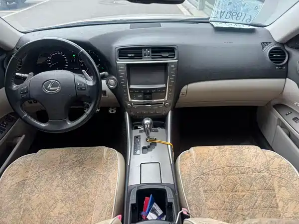 Lexus IS 2008