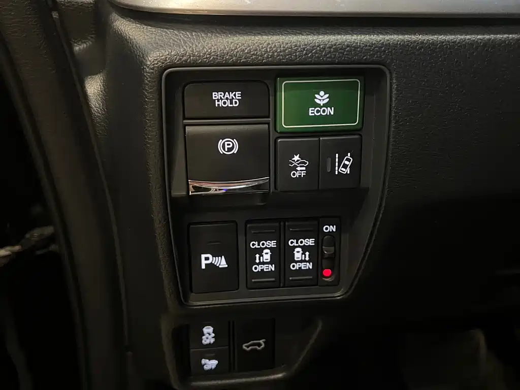 Honda Elysion 2020 — фото 6