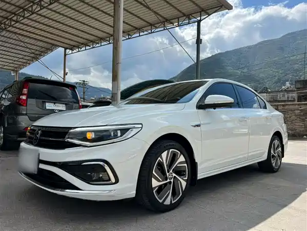 Volkswagen Bora 2023