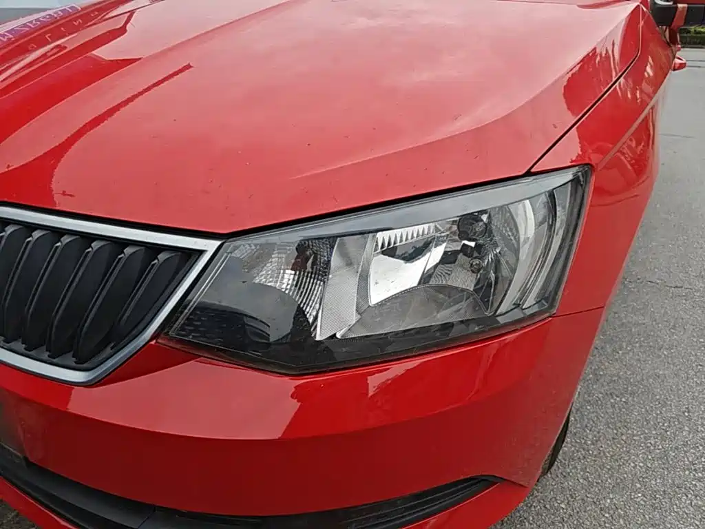 Skoda Fabia 2016 — фото 24