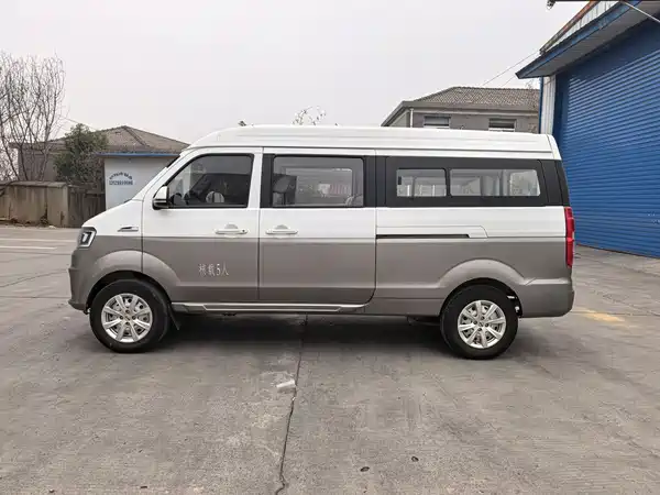 Jinbei New Hiace S 2021