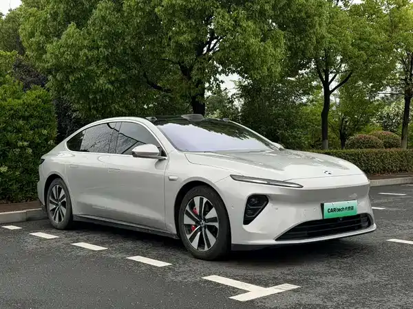 NIO ET7 2022