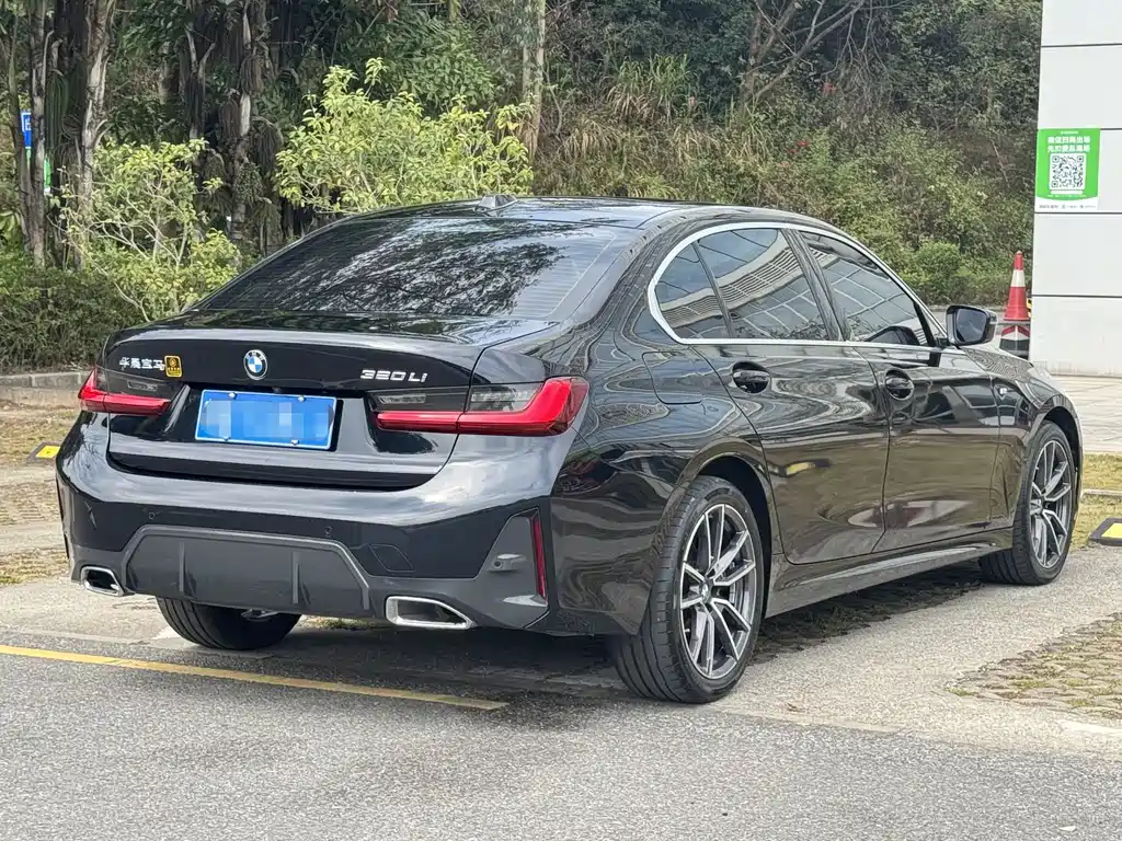 BMW 3 Series 2023 — фото 16