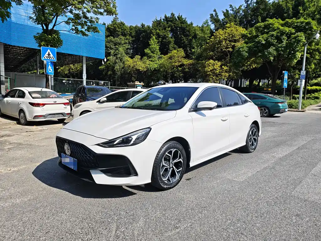 MG MG5 2022