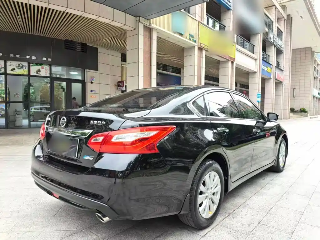 Nissan Teana 2017 — фото 13