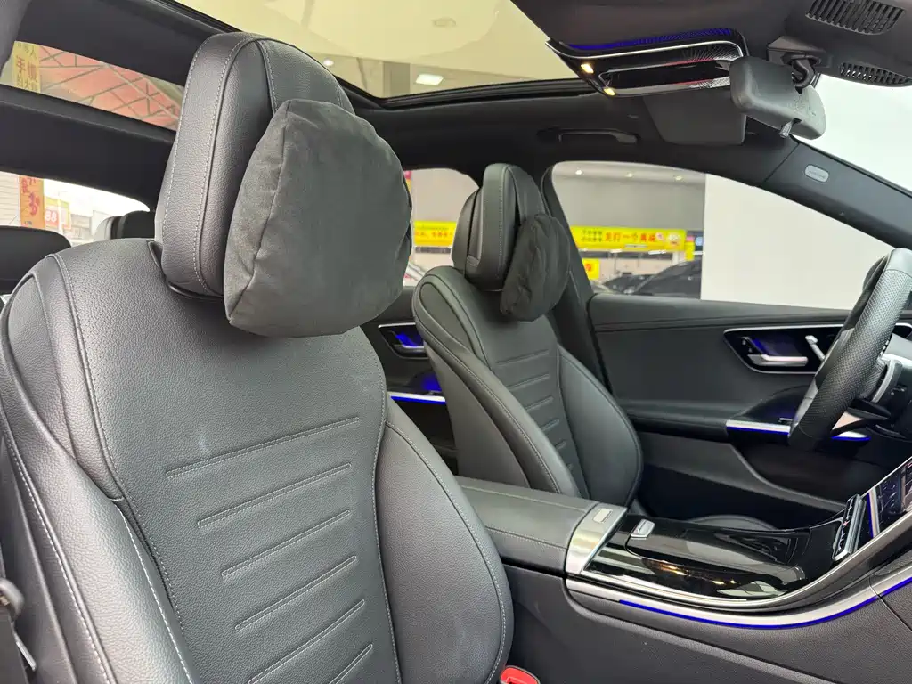 Mercedes-Benz C-Class 2024 — фото 14