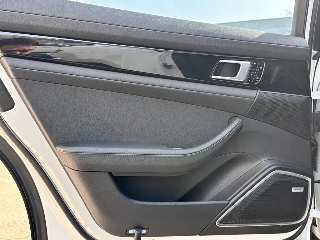 Porsche Panamera 2020 — фото 16